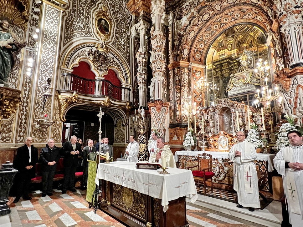 Eucaristía de despedida de la imagen de la Virgen de las Angustias con motivo de la restauración
